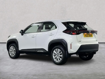 Used Toyota Yaris Cross 2022 for sale - 78926199: Photo