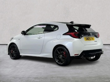 Used Toyota Yaris 2021 for sale - 79271972: Photo