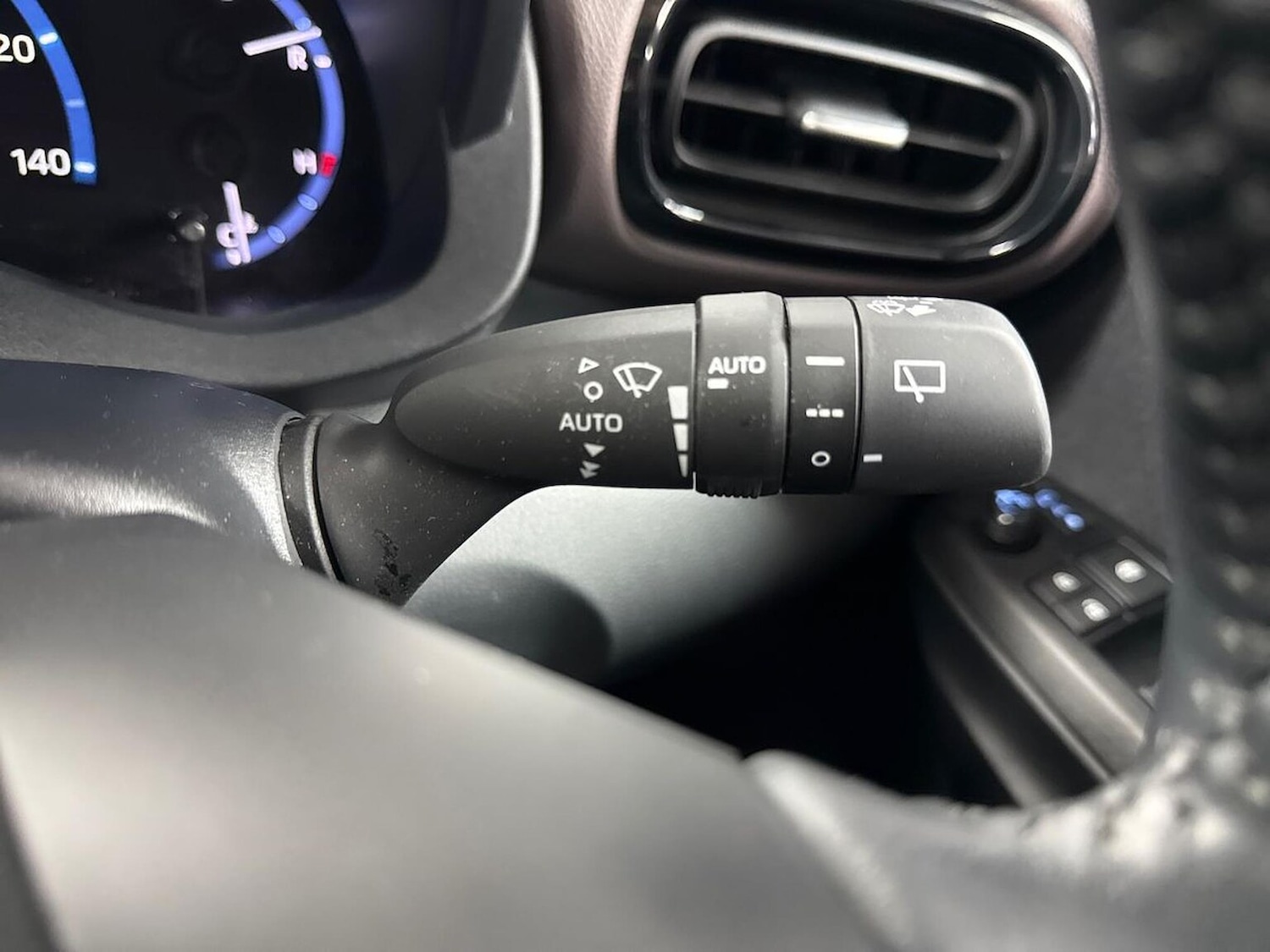 Used Toyota Yaris Cross 2023 for sale - 78194271: Photo 29