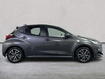 Used Toyota Yaris 2022 for sale - 78860614: Photo