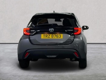 Used Toyota Yaris 2022 for sale - 78860614: Photo