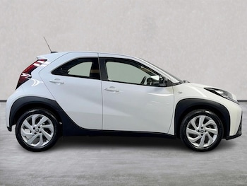 Used Toyota Aygo X 2023 for sale - 76663021: Photo