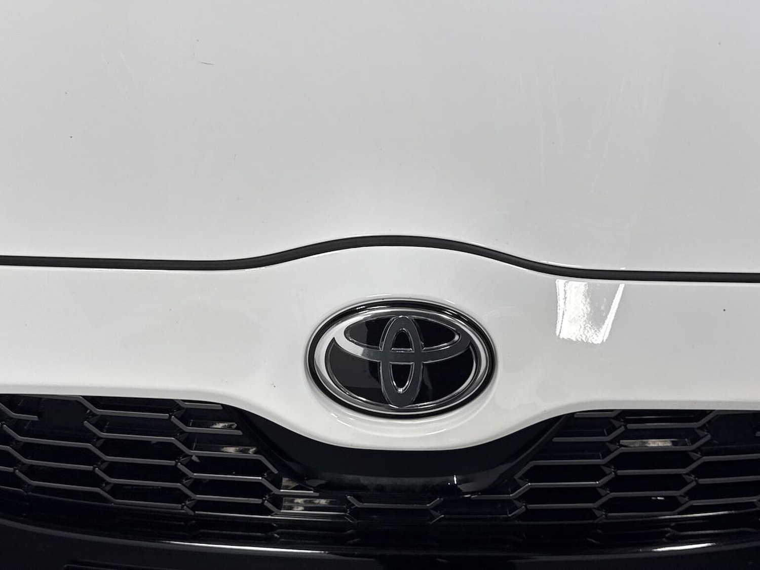 Used Toyota Yaris 2023 for sale - 76324567: Photo 28