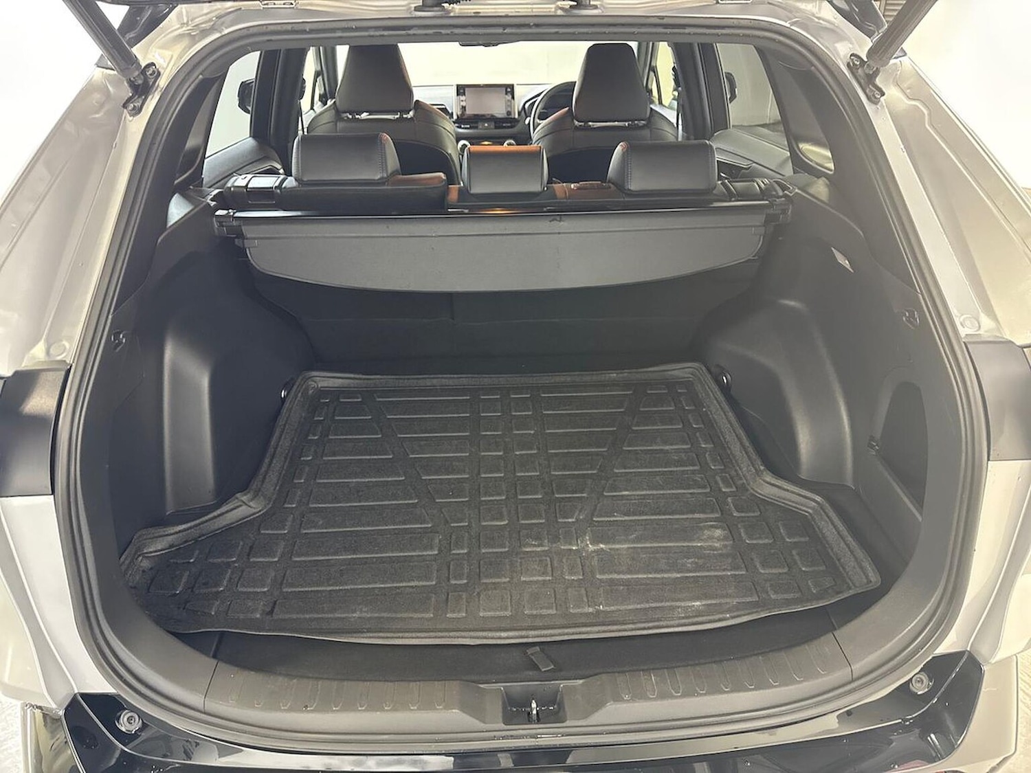 Used Toyota RAV4 2021 for sale - 76628032: Photo 17