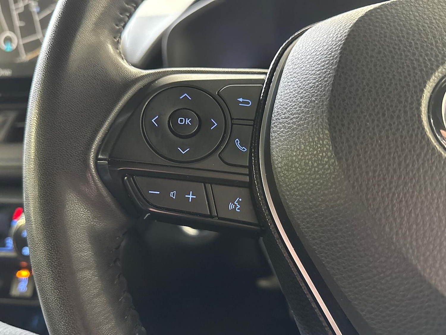 Used Toyota RAV4 2021 for sale - 76628032: Photo 25