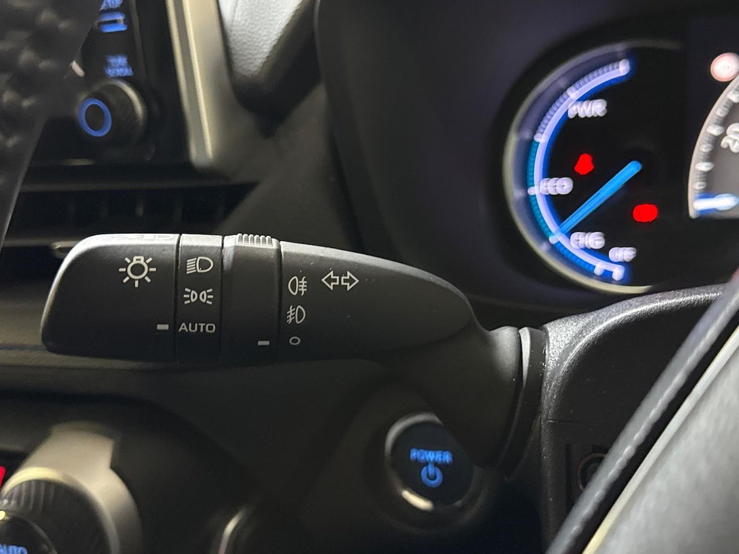 Used Toyota RAV4 2021 for sale - 76628032: Photo 27