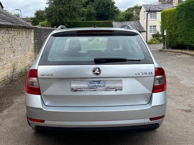 Used Skoda Octavia 2020 for sale - 76618359: Photo 9
