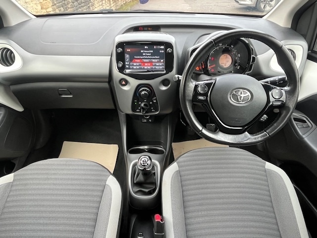 Used Toyota AYGO 2020 for sale - 76618308: Photo 14