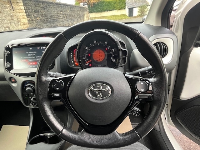 Used Toyota AYGO 2020 for sale - 76618308: Photo 16