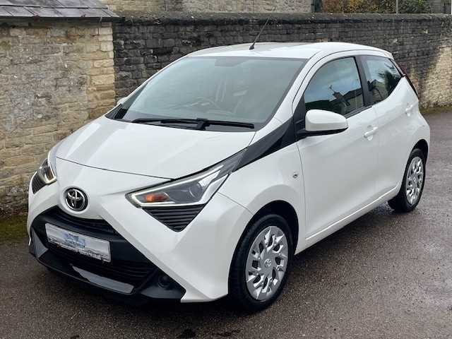 Used Toyota AYGO 2020 for sale - 76618308: Photo 2