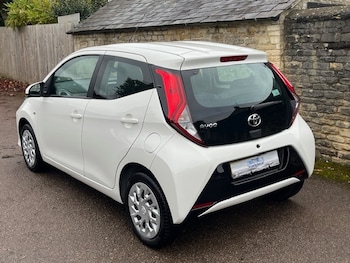 Used Toyota AYGO 2020 for sale - 76618308: Photo