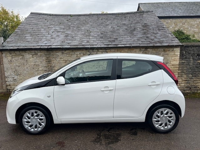 Used Toyota AYGO 2020 for sale - 76618308: Photo 5