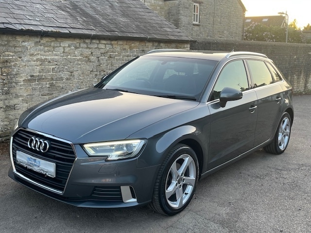Used Audi A3 2016 for sale - 76618371: Photo 2