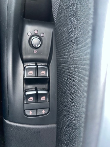 Used Audi Q3 2018 for sale - 76618365: Photo 31