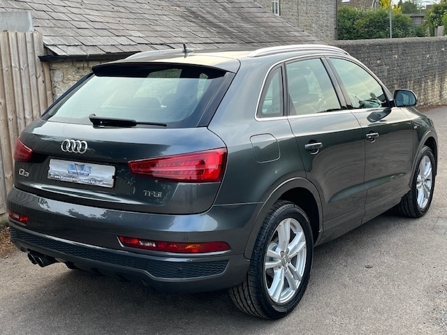 Used Audi Q3 2018 for sale - 76618365: Photo 4
