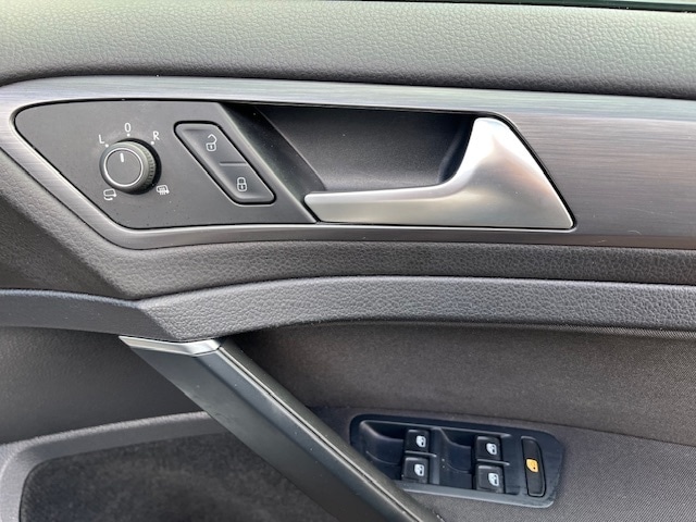 Used Volkswagen Golf 2018 for sale - 76618357: Photo 25