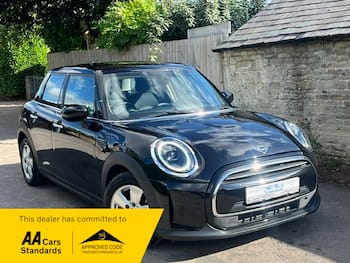 Used MINI Hatch 2022 for sale - 79686905: Photo