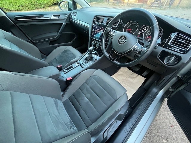 Used Volkswagen Golf 2018 for sale - 76618352: Photo 16