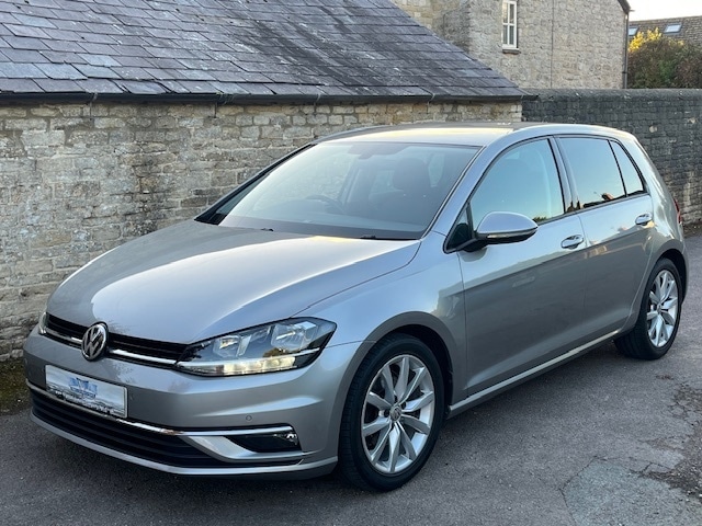 Used Volkswagen Golf 2018 for sale - 76618352: Photo 2