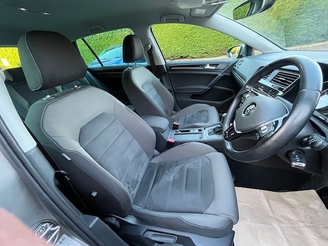 Used Volkswagen Golf 2018 for sale - 76618352: Photo 23