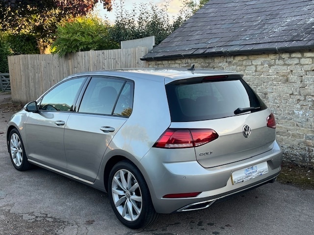 Used Volkswagen Golf 2018 for sale - 76618352: Photo 3
