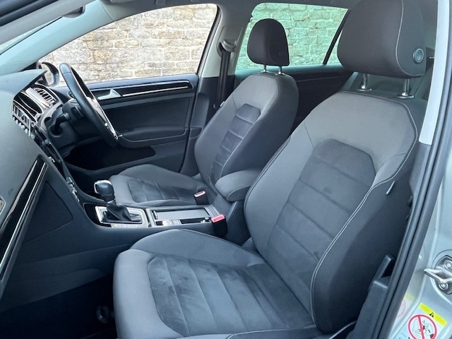 Used Volkswagen Golf 2018 for sale - 76618352: Photo 38