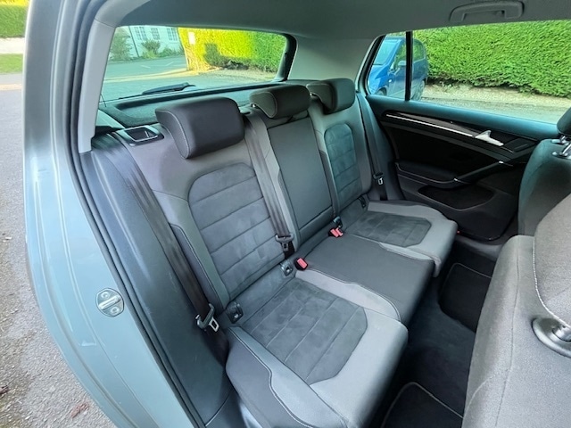 Used Volkswagen Golf 2018 for sale - 76618352: Photo 41