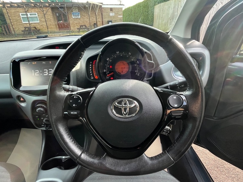 Used Toyota AYGO 2019 for sale - 77303288: Photo 14