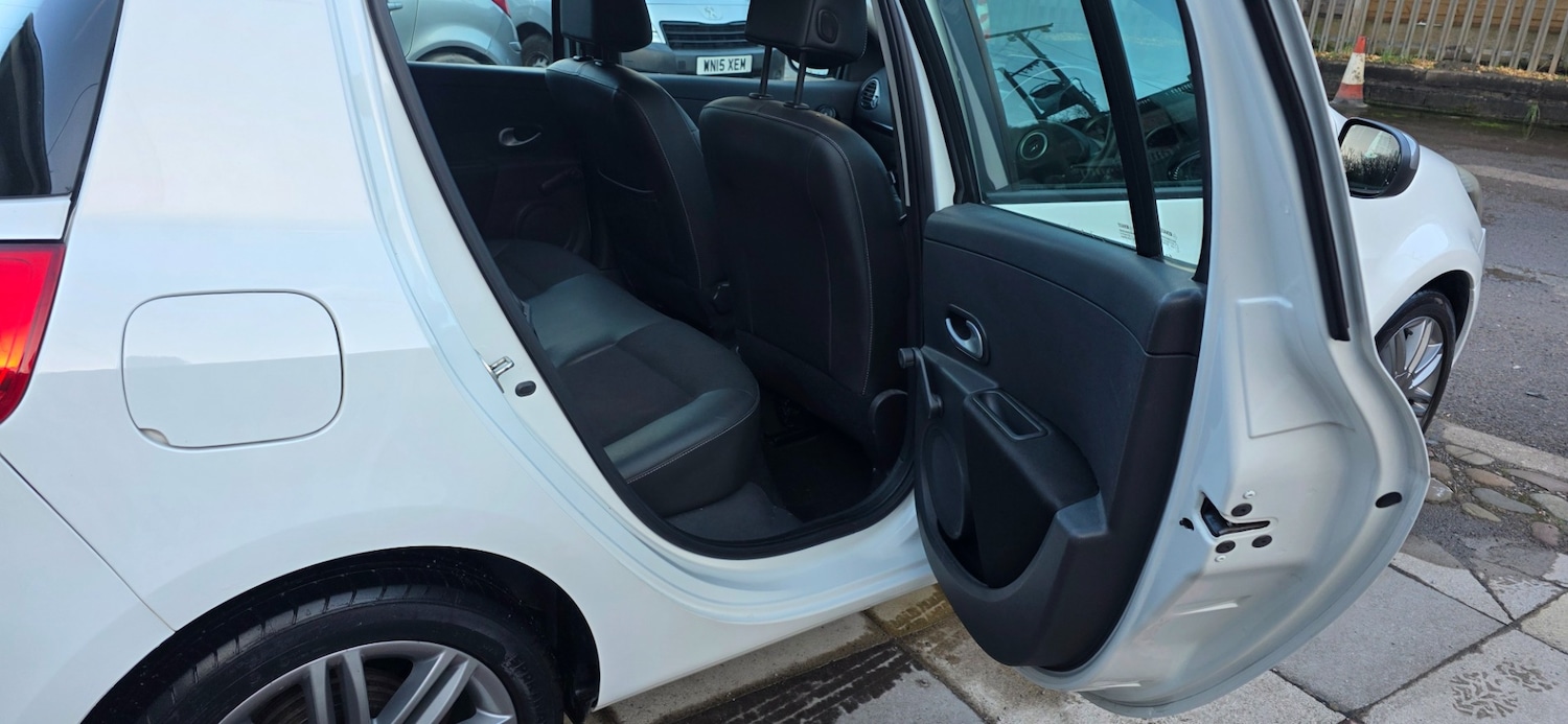 Used Renault Clio 2012 for sale - 77573088: Photo 16