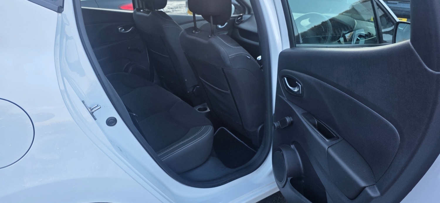 Used Renault Clio 2018 for sale - 77107831: Photo 18