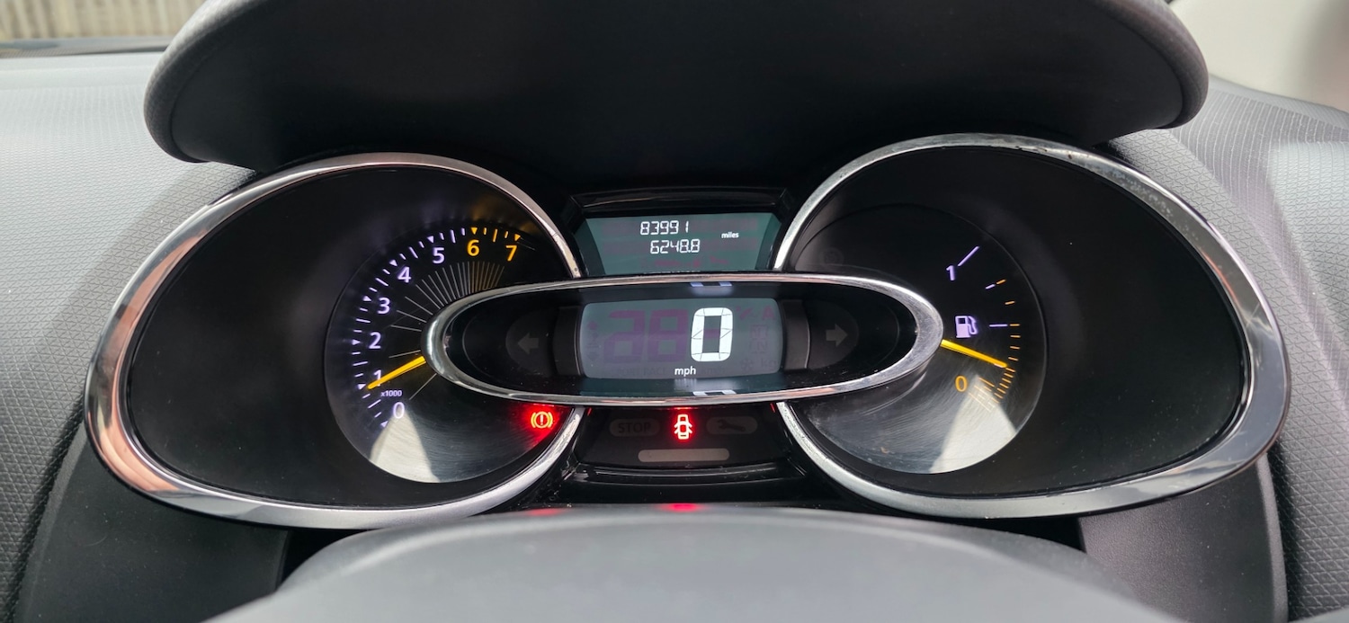 Used Renault Clio 2014 for sale - 77371729: Photo 17