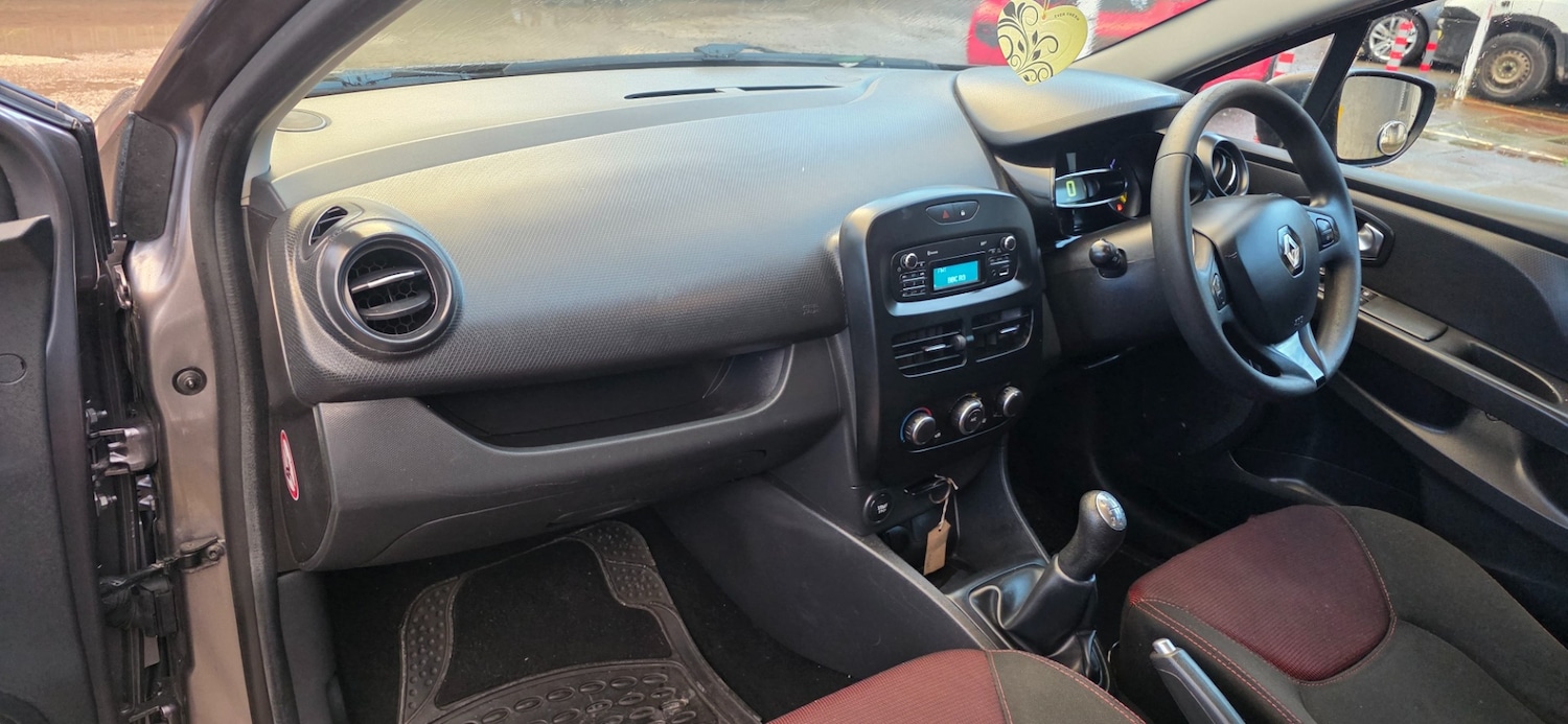 Used Renault Clio 2015 for sale - 77423760: Photo 12