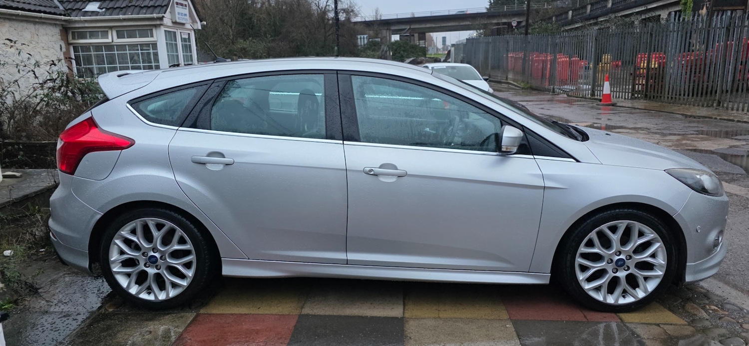 Used Ford Focus 2014 for sale - 77881499: Photo 2