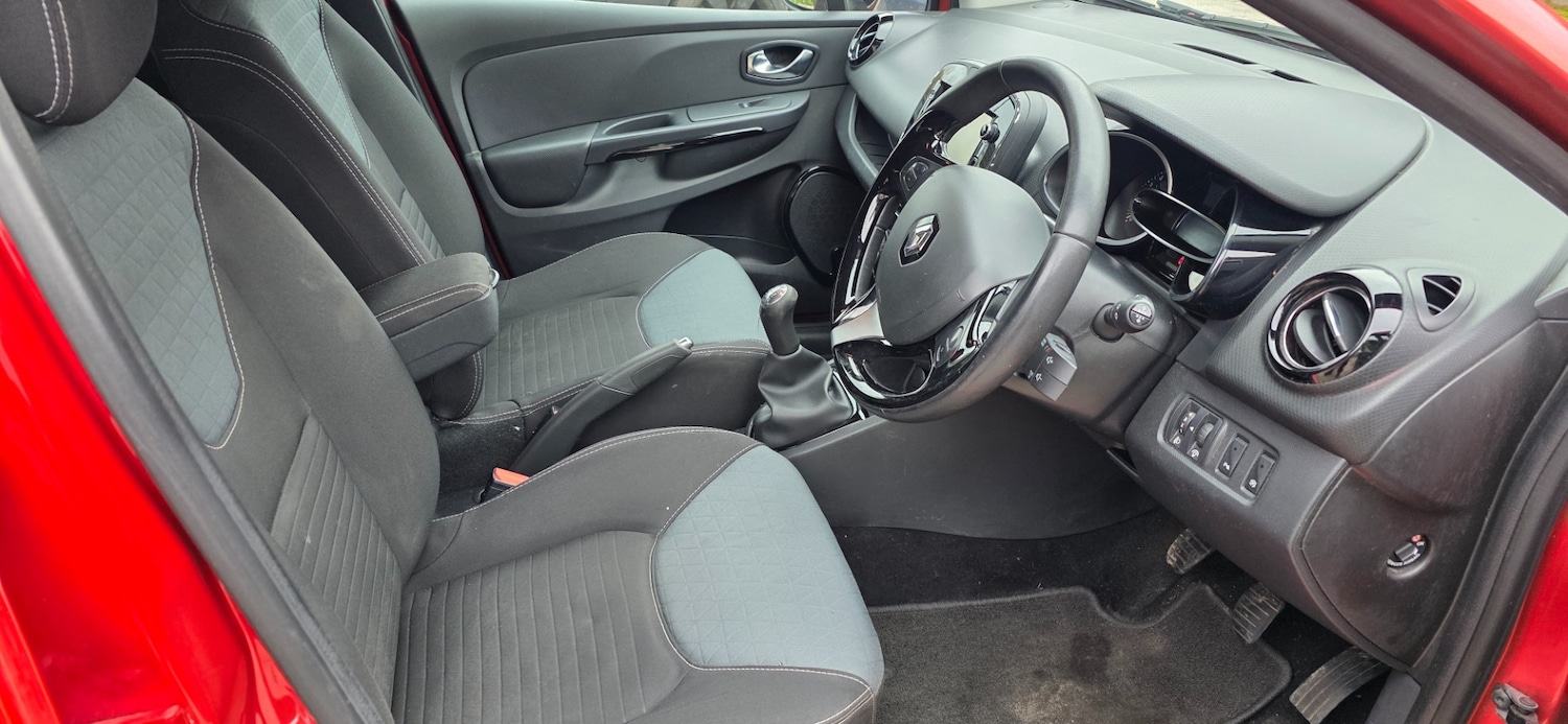 Used Renault Clio 2015 for sale - 78099042: Photo 16