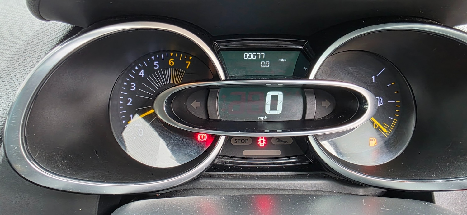 Used Renault Clio 2015 for sale - 78099042: Photo 18