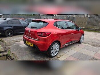 Used Renault Clio 2015 for sale - 78099042: Photo