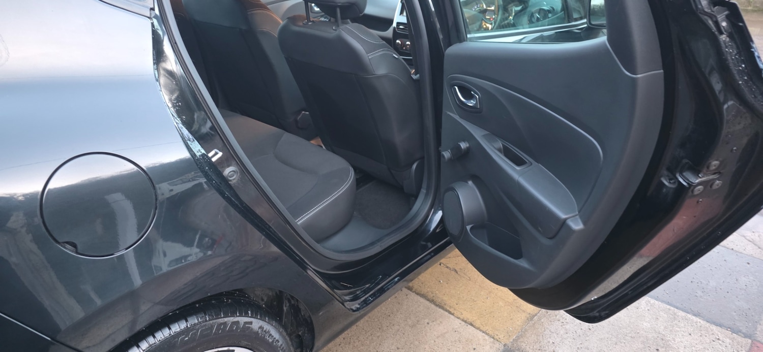 Used Renault Clio 2014 for sale - 77201740: Photo 16