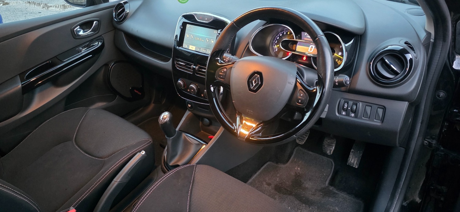 Used Renault Clio 2014 for sale - 77201740: Photo 19