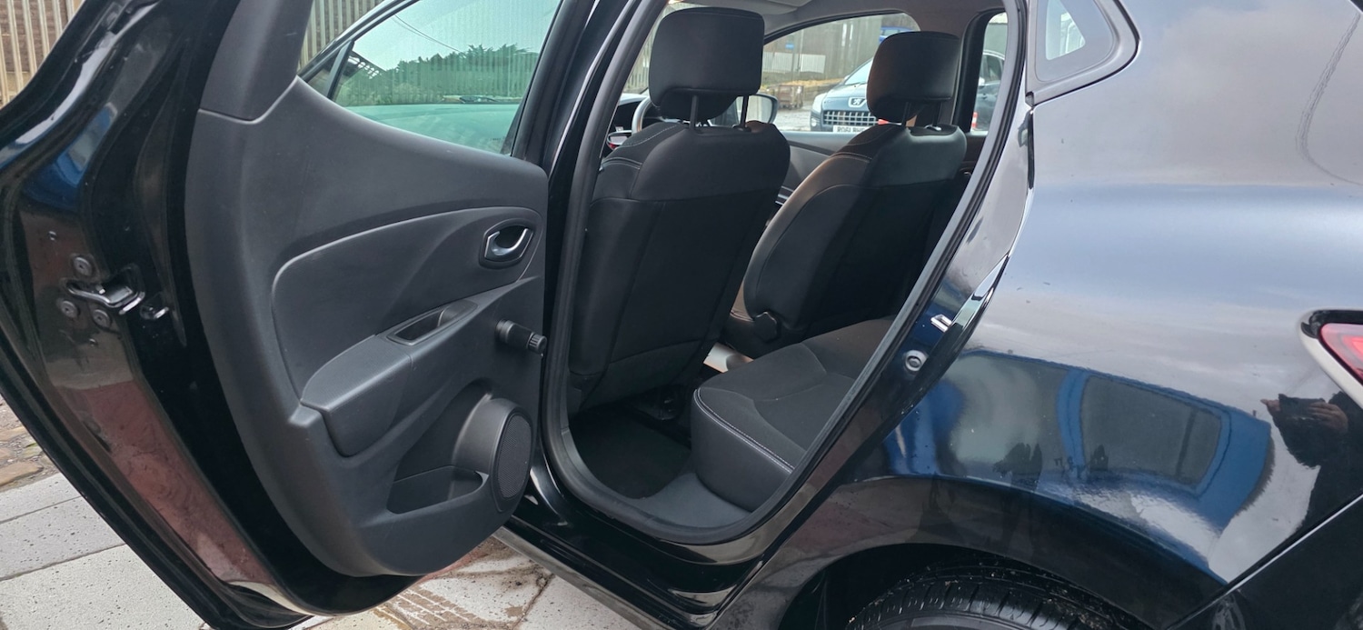 Used Renault Clio 2015 for sale - 77140953: Photo 11