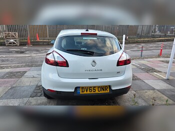 Used Renault Megane 2015 for sale - 76548094: Photo