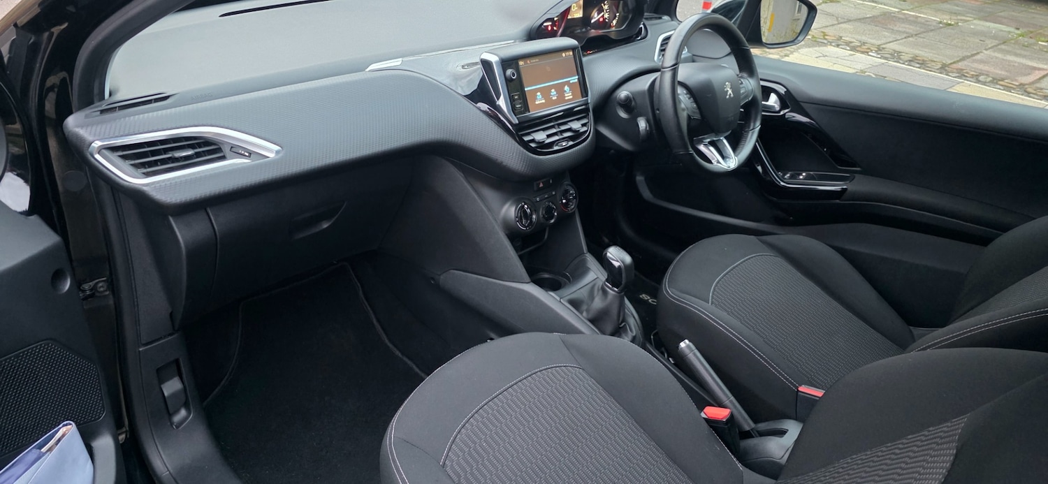 Used Peugeot 208 2017 for sale - 77107818: Photo 15