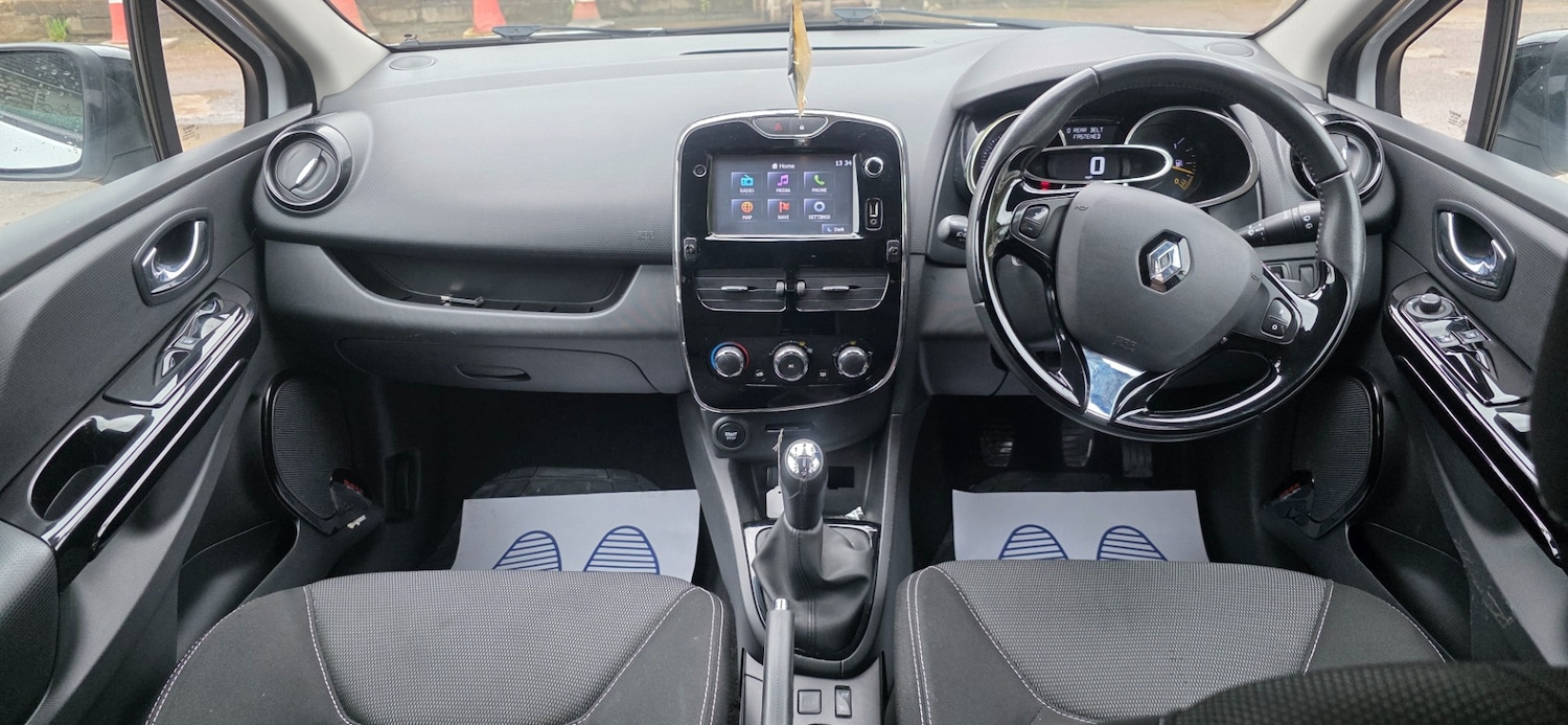 Used Renault Clio 2014 for sale - 76179102: Photo 20