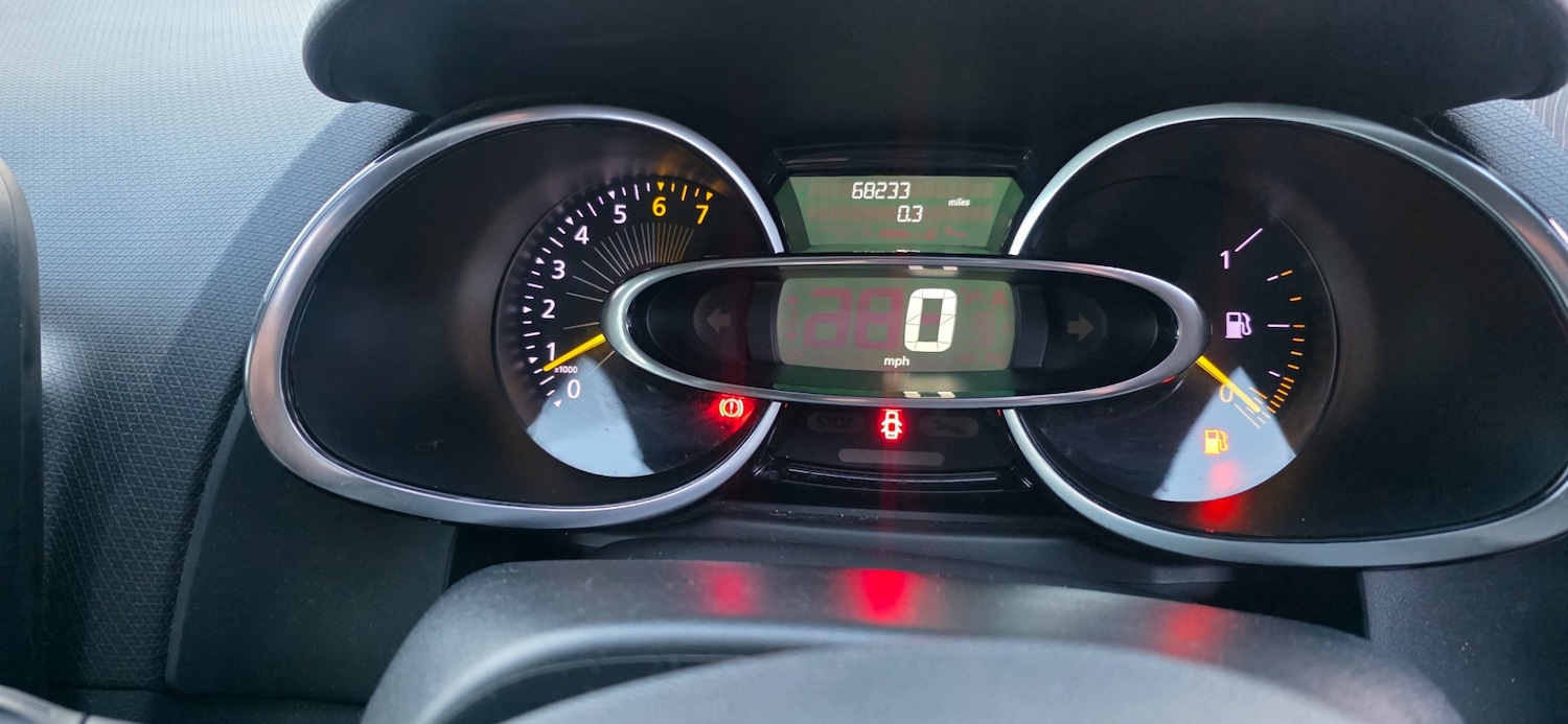 Used Renault Clio 2016 for sale - 78156456: Photo 16