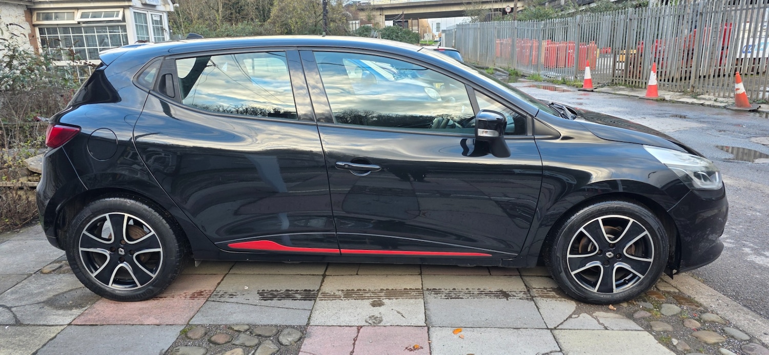 Used Renault Clio 2014 for sale - 76952227: Photo 2