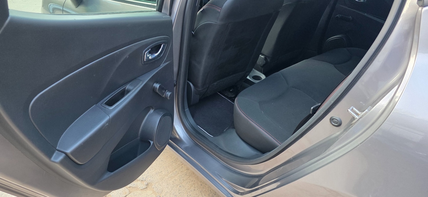 Used Renault Clio 2014 for sale - 78169450: Photo 11