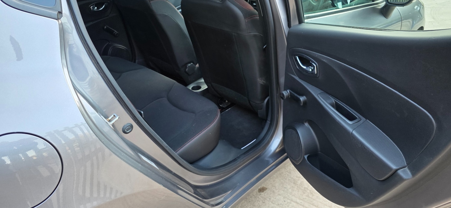 Used Renault Clio 2014 for sale - 78169450: Photo 14