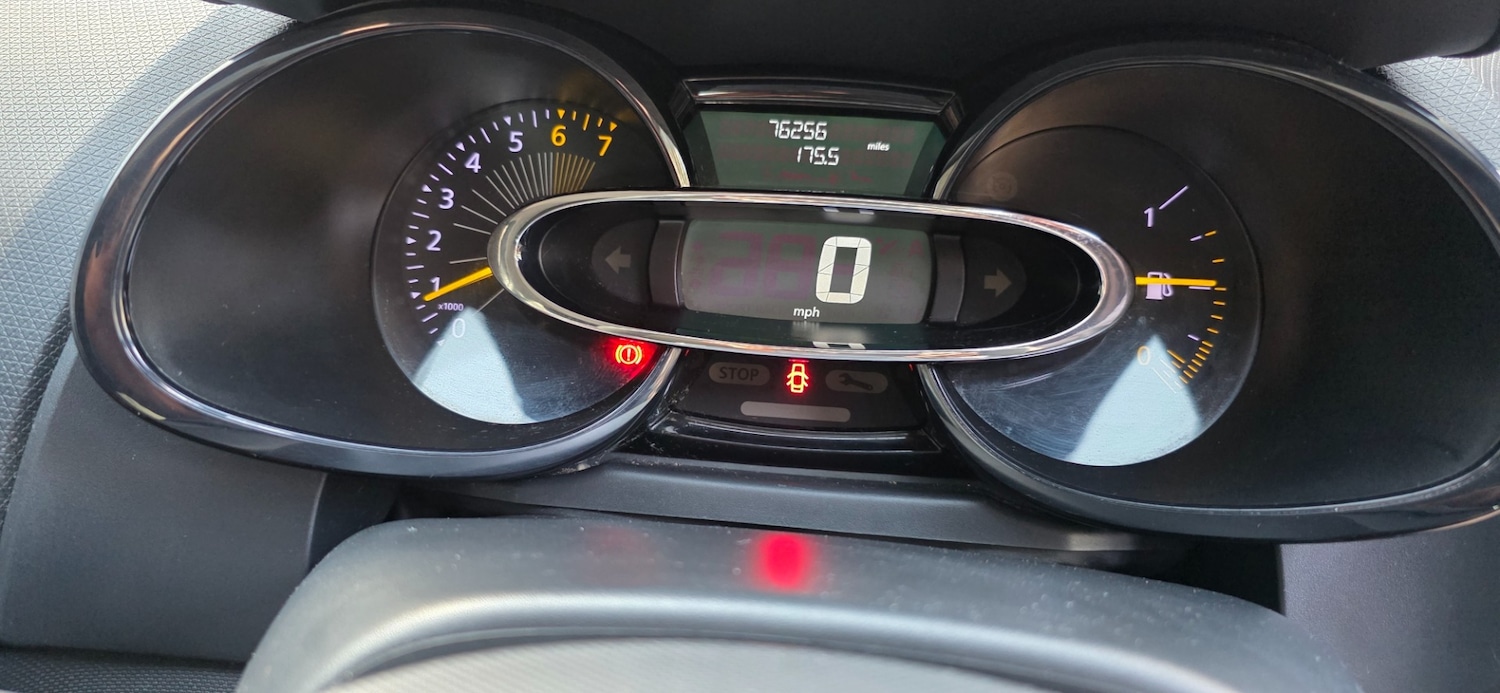 Used Renault Clio 2014 for sale - 78169450: Photo 18