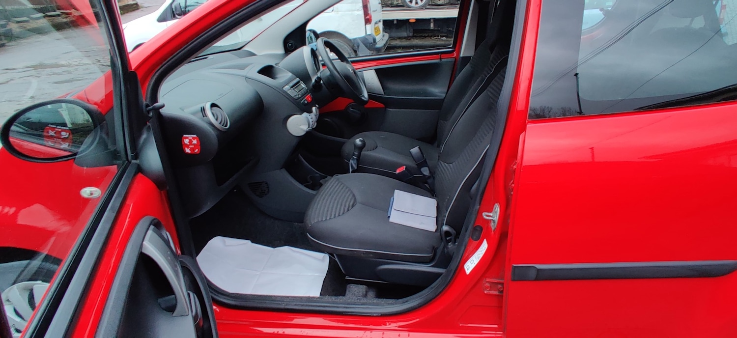 Used Peugeot 107 2012 for sale - 76179123: Photo 11