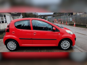 Used Peugeot 107 2012 for sale - 76179123: Photo 2