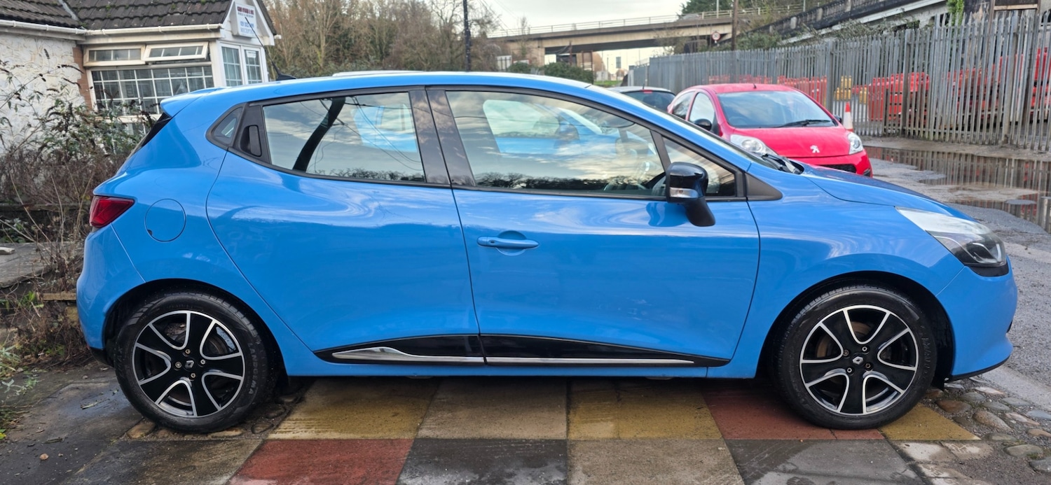 Used Renault Clio 2013 for sale - 76963595: Photo 2